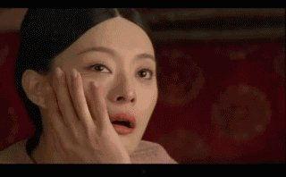 娱乐吃瓜配音演员是谁,幕后声音背后的故事